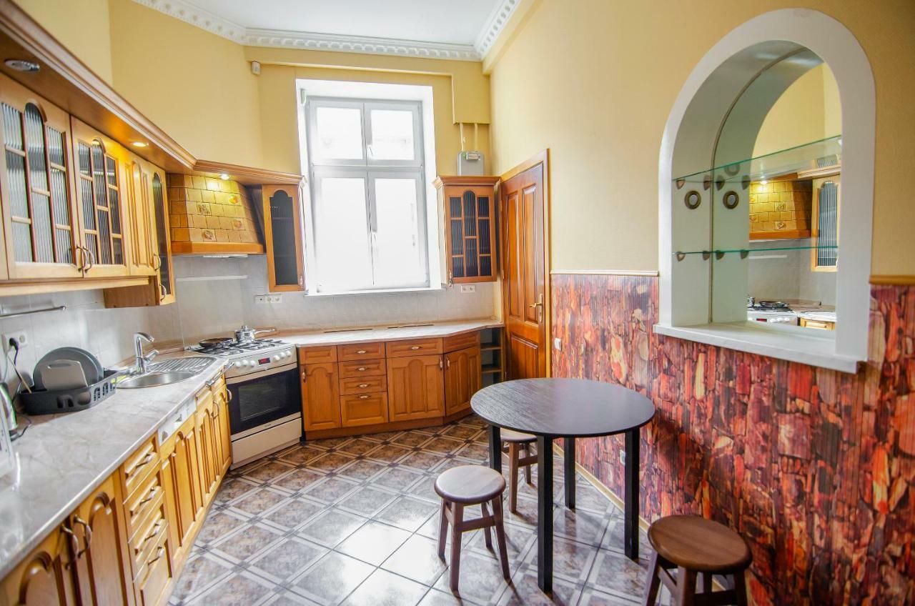 Friends Hostel Lviv Rustaveli Str Exteriér fotografie